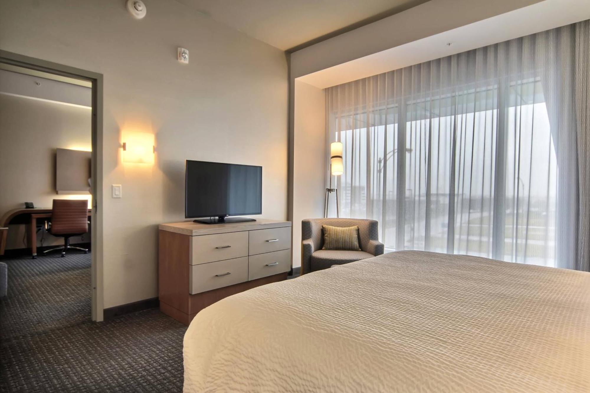 Courtyard By Marriott Québec Dış mekan fotoğraf