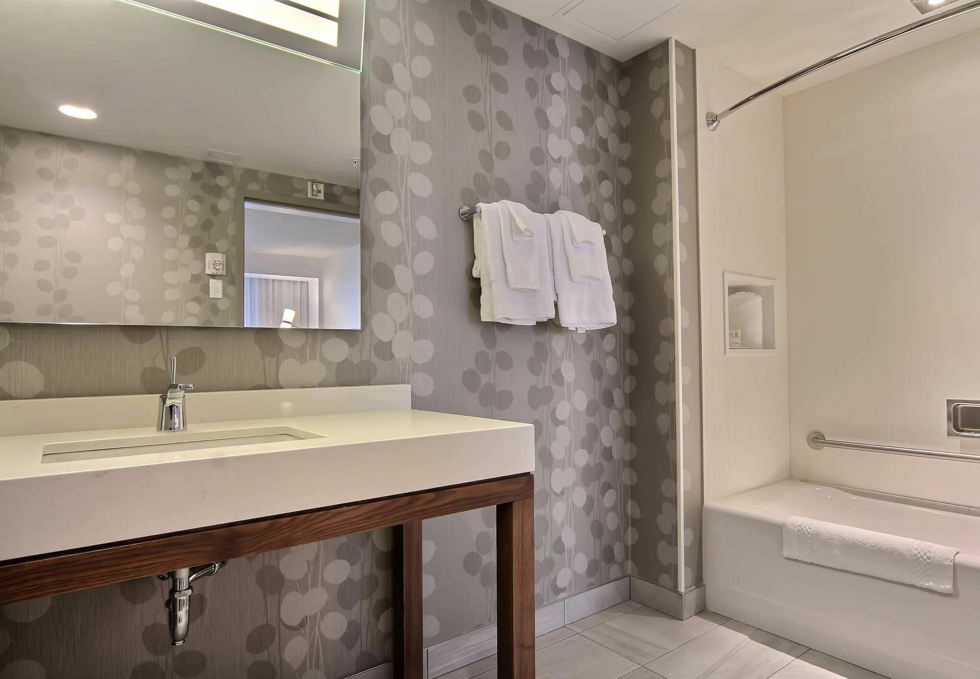Courtyard By Marriott Québec Dış mekan fotoğraf